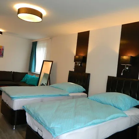 Messe Exclusives Apartamento